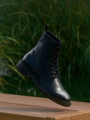 Botki sznurowane Pier One