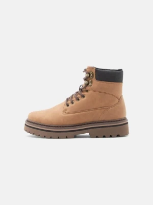 Botki sznurowane Pier One By Zalando wielbłądzi