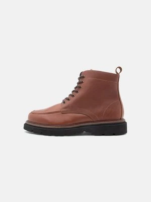 Botki sznurowane Pier One Wide Fit