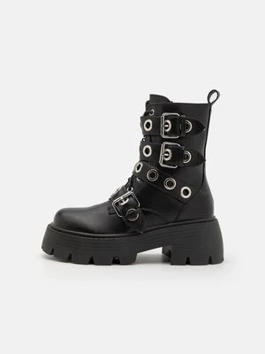 Botki sznurowane Raid