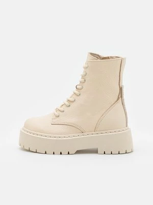 Botki sznurowane Steve Madden