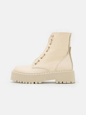 Botki sznurowane Steve Madden