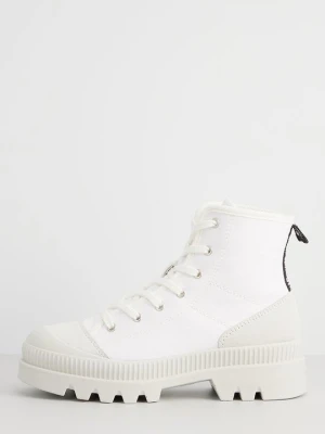 Botki sznurowane Steve Madden biały