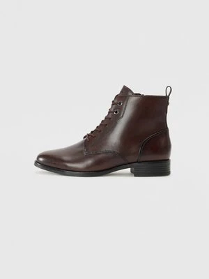 Botki sznurowane tamaris