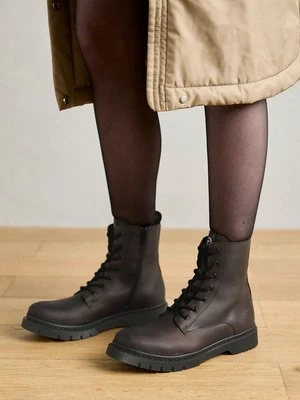 Botki sznurowane tamaris