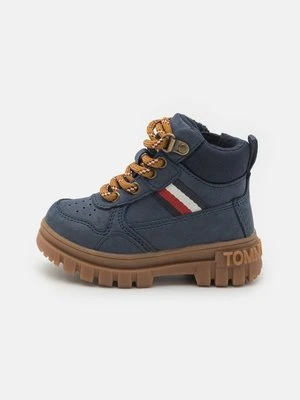 Botki sznurowane Tommy Hilfiger