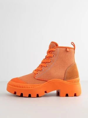 Botki sznurowane TORY BURCH