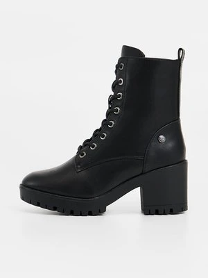 Botki sznurowane XTI