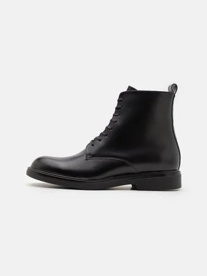 Botki sznurowane Zign