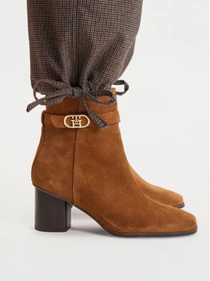 Botki Tommy Hilfiger Th Strap Suede Block Heel Boot FW0FW09521 Beżowy ciemny