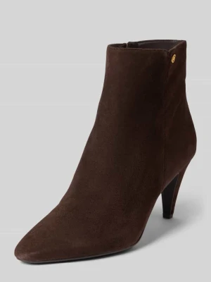 Botki z welurowej skór y bydlęcej z detalem z logo Michael Kors Ciemnobrązowy