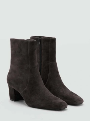 Botki z zamszu na klockowym obcasie ciemnoszary - Kobieta - - MANGO