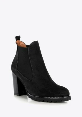 Botki zamszowe na słupku wsuwane Wittchen