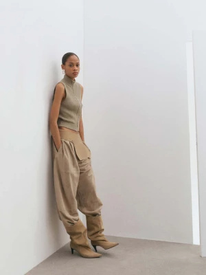 Botki zamszowe z marszczeniem piaskowy - Kobieta - - MANGO