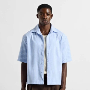 Boxy Shortsleeve Shirt Burocs niebieski