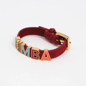 Bransoletka pasek sztuczne futerko czerwone logo wielobarwne BIMBA Y LOLA