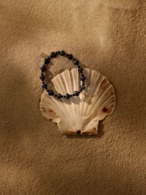 bransoletka z koralikami lapis lazuli i perłami TARANKO