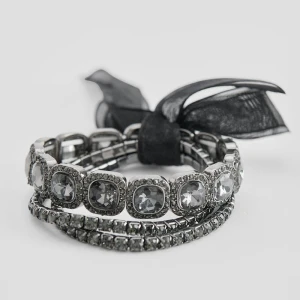 Bransoletki z kryształkami i kokardką 3-pak House