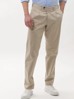 BRAX Spodnie chino"Luis" w kolorze beżowym rozmiar: W27