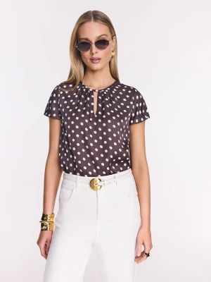 Brązowa bluzka w groszki z krótkim rękawem TARANKO