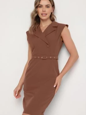 Brązowa Dopasowana Sukienka Ozdobiona Paskiem z Klamrą Nandelli new collection