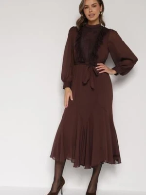 Brązowa Elegancka Sukienka z Bufiastymi Rękawami i Koronkowymi Falbankami Sewlina
