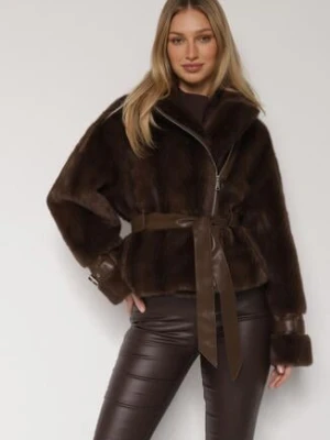 Brązowa Futrzana Kurtka z Paskiem z Imitacji Skóry i Ozdobnymi Sprzączkami Oryss