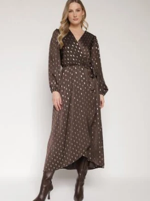 Brązowa Kopertowa Sukienka z Wiązaniem w Pasie i Metalicznym Nadrukiem Reisana