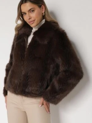 Brązowa Kurtka Futerko o Prostym Kroju z Zapięciem na Suwak Tusiviela