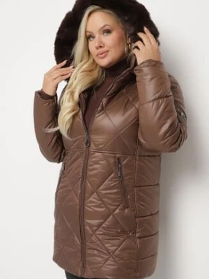 Brązowa Kurtka Pikowana z Kapturem Futerkiem i Ściągaczami przy Rękawach Ravindelle swest
