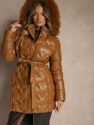 Brązowa Kurtka Pikowana z Odpinanym Futerkiem i Kapturem Ozdobiona Paskiem Olinesa romee's