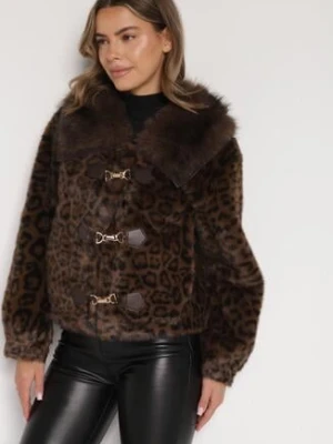 Brązowa Panterkowa Kurtka Futerko o Krótkim Kroju z Ozdobnymi Zapięciami Otiluna ann gissy