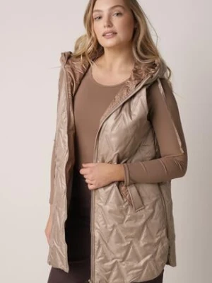 Brązowa Pikowana Kamizelka o Długim Kroju z Nieodpinanym Kapturem w Romby Dephice