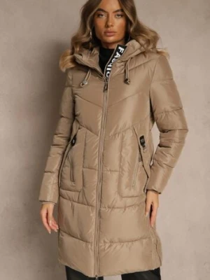 Beżowa Pikowana Kurtka o Długim Kroju z Kapturem Zdobiona Taśmą z Napisami Galiadea swest
