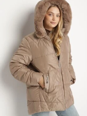 Brązowa Pikowana Kurtka z Kapturem z Futerkiem Tevea swest