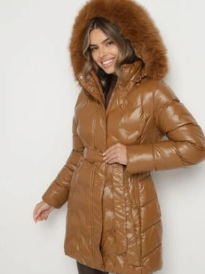 Brązowa Pikowana Kurtka z Odpinanym Kapturem i Futerkiem Wiązana Paskiem Olenessa romee's