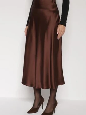 Brązowa Rozkloszowana Midi Spódnica Satynowa Zapinana na Suwak z Gumką w Pasie Williwarne