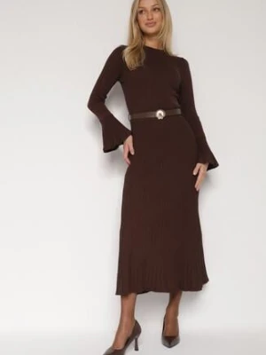 Brązowa Sukienka Dzianinowa z Wiskozą z Rozszerzanymi Rękawami i Paskiem Retelva