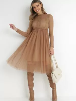 Ciemnobeżowa Sukienka Jynerris