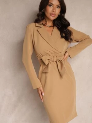 Brązowa Sukienka Kopertowa z Usztywnioną Linią Ramion Wiązana w Talii z Rozcięciem Werisya new collection