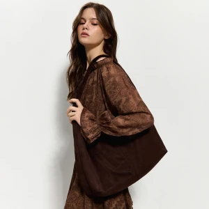 Brązowa torebka hobo z imitacji zamszu House