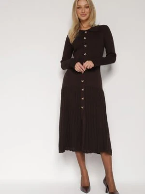 Brązowa Wiskozowa Sukienka Sweterkowa z Guzikami Zozaria