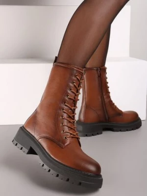 Jasnobrązowe Botki na Płaskiej Podeszwie Ozdobione Wiązaniem Laolin