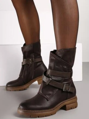 Brązowe Botki na Płaskiej Podeszwie z Asymetryczną Cholewką Zdobioną paskami z Klamrami Felzina