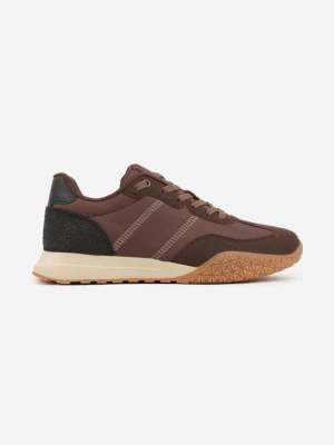 Brązowe Buty Sportowe Sneakersy z Ozdobnymi Naszyciami Aerylia C'M Paris