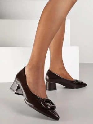 Brązowe Czółenka na Obcasie Vices ze Skórzaną Wkładką Ozdobione Klamrą Aponelle