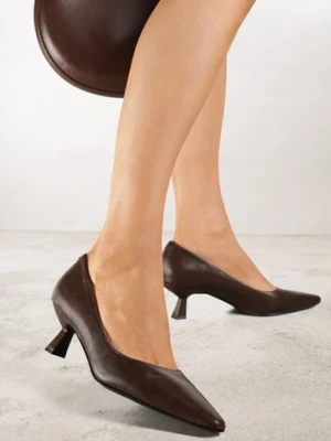 Brązowe Czółenka Vices na Kaczuszce ze Skórzaną Wkładką Elialie