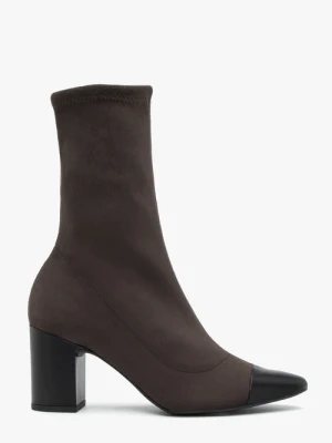 Brązowe elastyczne botki z czarnym noskiem Ryłko