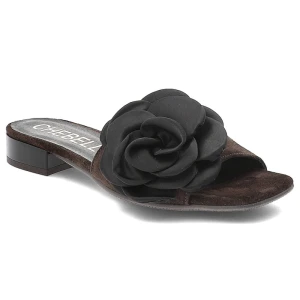 Brązowe Klapki Chebello Eleganckie Obuwie Damskie