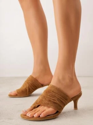 Brązowe Klapki Japonki VICES na Kaczuszce z Paskiem na Palec i Marszczeniem Orylle